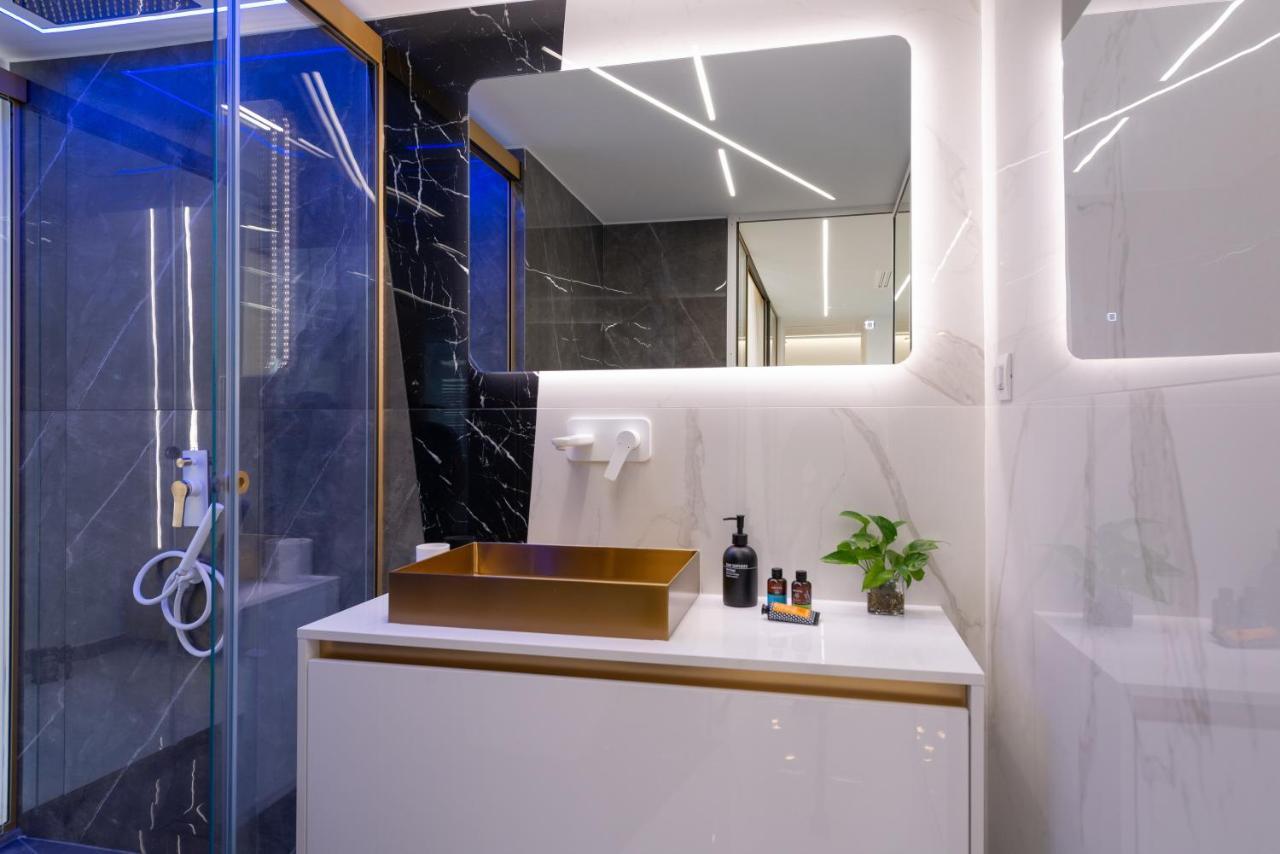 H Experience Spectacular Rooftop Loft Heraklion Exterior foto